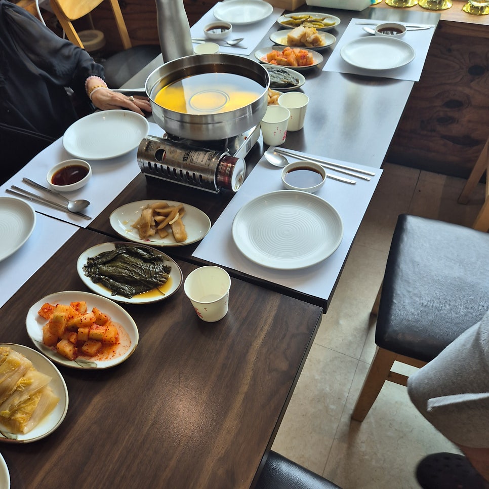 달래흑염소옻닭 사진 5