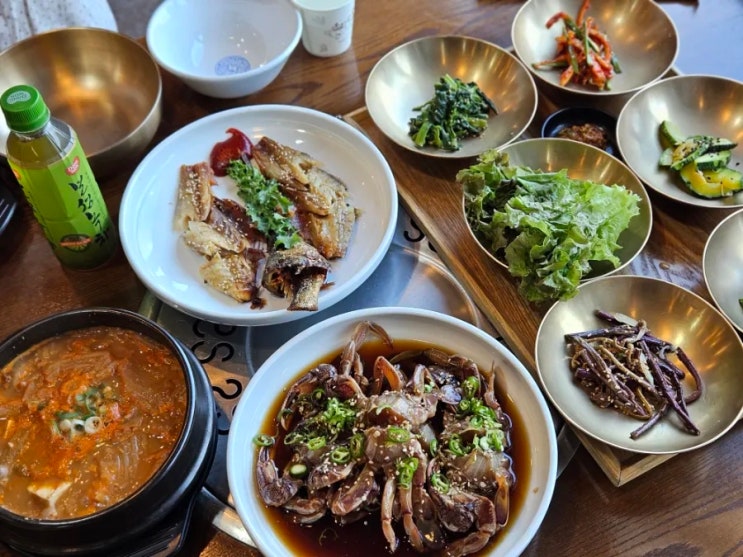  경기도 이천 맛집 한 상 가득한 간장게장 한식 강민주의들밥 설봉점