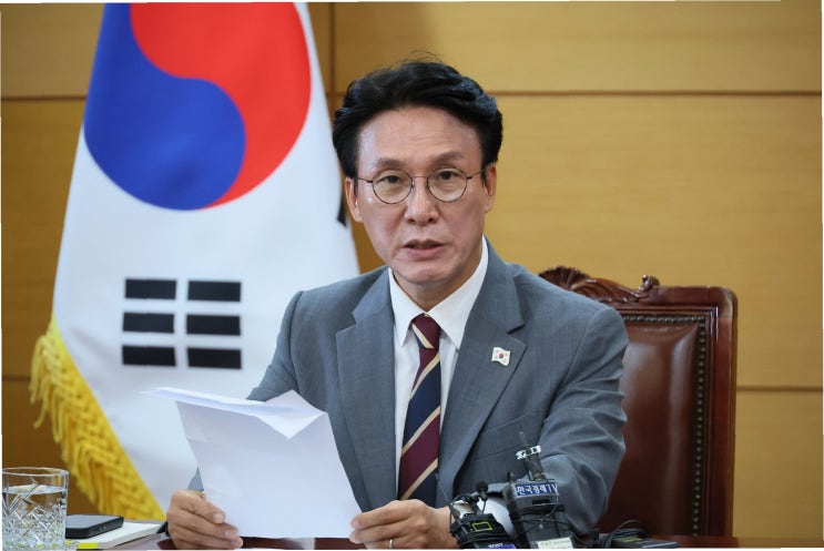 김민석 총리, <b>카이스트 졸업생</b> 강제 <b>퇴장</b> 사건에 '깊은 유감... 