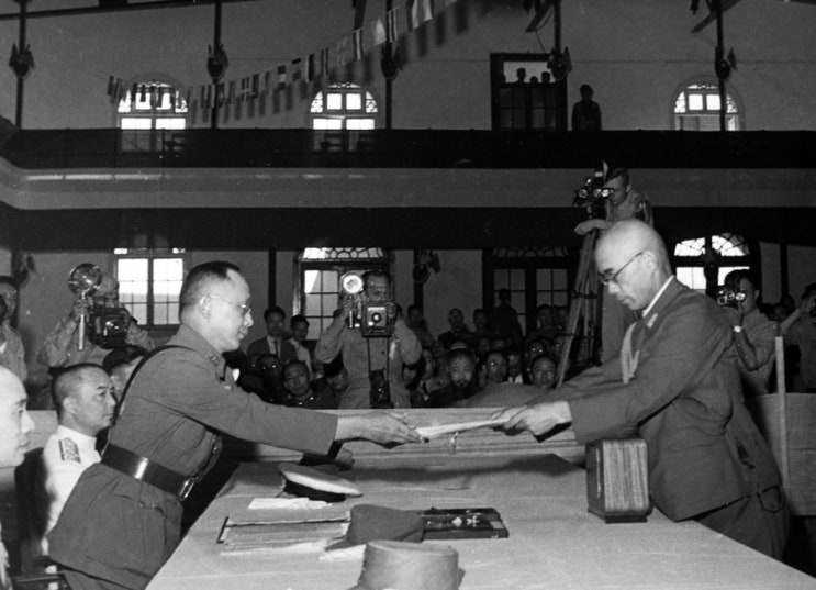 9월3일은 <b>중국</b> 전승 80주년...... 왜 <b>열병식</b>에 <b>참석</b>했나?