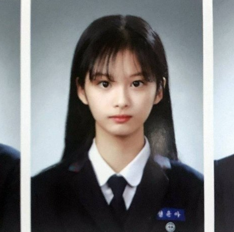 엔믹스 설윤 레전드 과거사진 프로필 MBTI 키 나이 아기 과사 기분 좋아지네