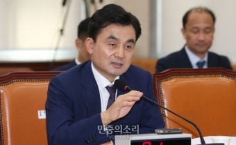 '<b>안규백</b>' 국방부<b>장관</b>