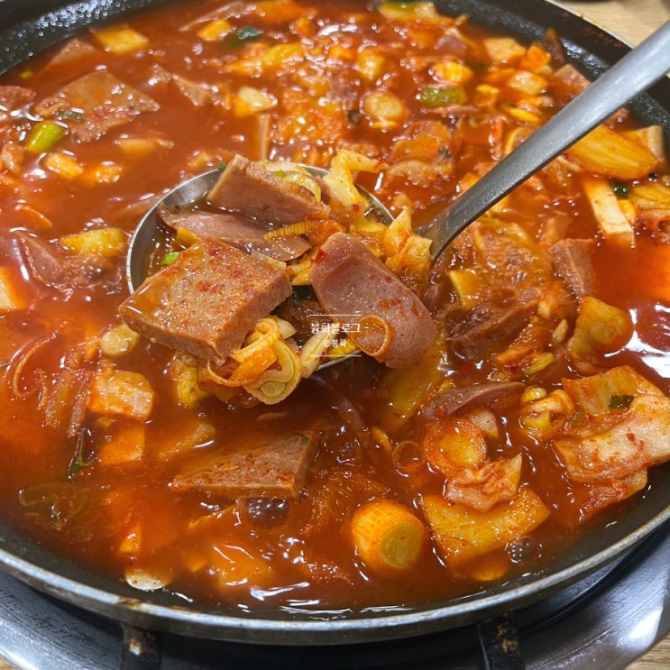  남동인더스파크역 맛집 우진삼계탕부대찌개 라면사리 무한리필