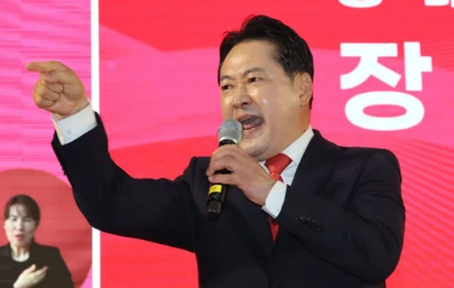  ‘친한계 핵심’ 장동혁은 어떻게 ‘강성 보수’ 수장이 되었나