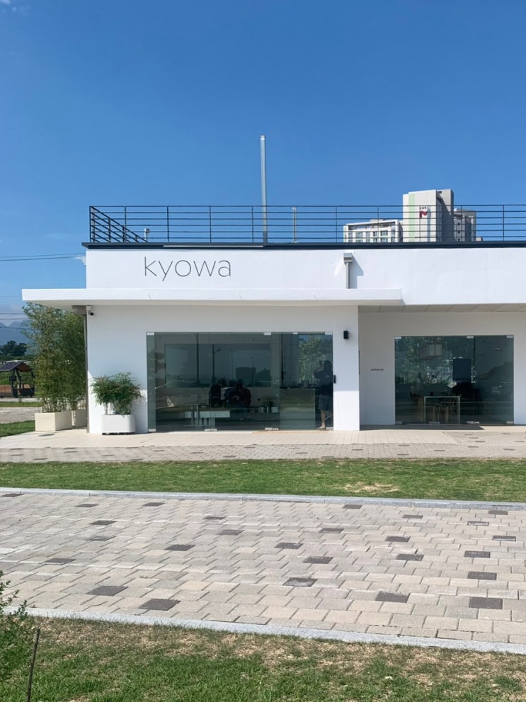  고성 오션뷰 카페 kyowa 쿄와 | 커피 & 베이커리 맛집