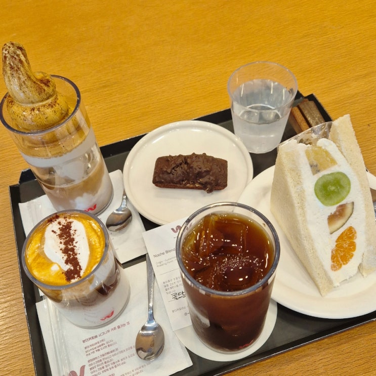  부천휘낭시에 커피 맛집 분더커피바 역곡본점 사람 많은 이유(메뉴판, 주차)