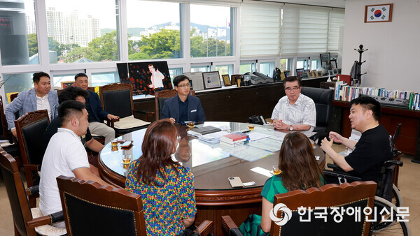 <b>몽골</b> 바야스갈란 국회의원, 보령시 방문…양국 <b>교류 협력</b> 논의