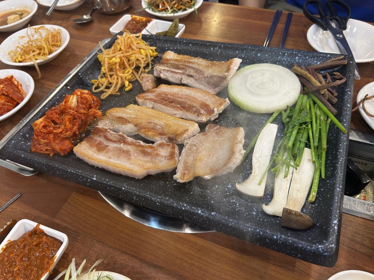  수원 삼겹살 맛집 | 오목천동 고기집 '한가네대박고깃집'  볶음밥 무료로 즐기기