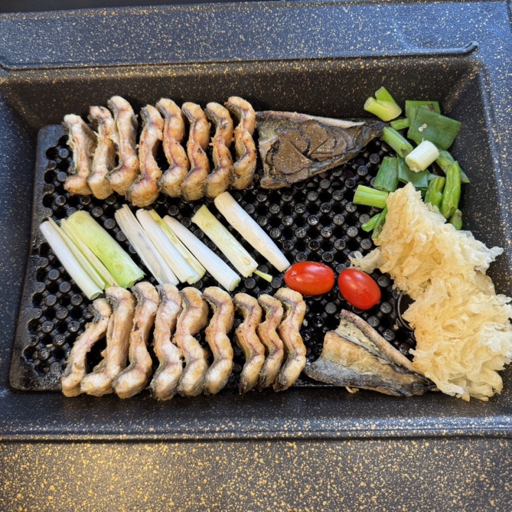  동탄 호수공원 맛집 금수정 숯불장어다이닝 점심 기념일 술집