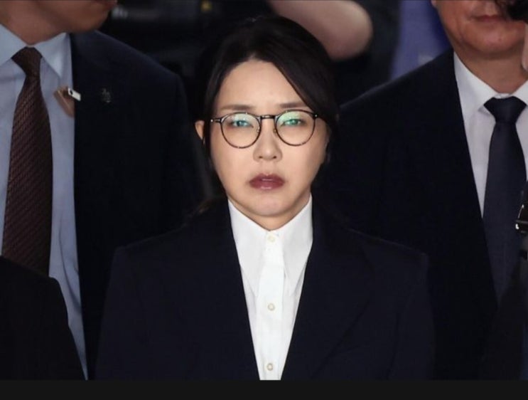 <실시간핫이슈> 특검 “김건희 28일 소환·29일 구속기소”...尹도 함께 검토