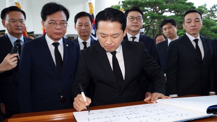 <b>장동혁</b> 신임 대표 “<b>국민의힘</b>, 단합으로 정권 폭정 막아야”