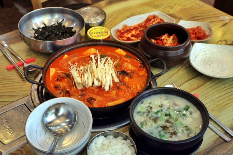 대전 조풍연실비집 소머리국밥 & 쫄대기두부전골