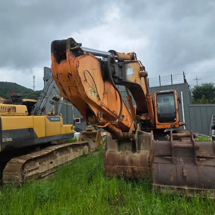  두산 DX520LCA 2010년식 4500만원 판매합니다.