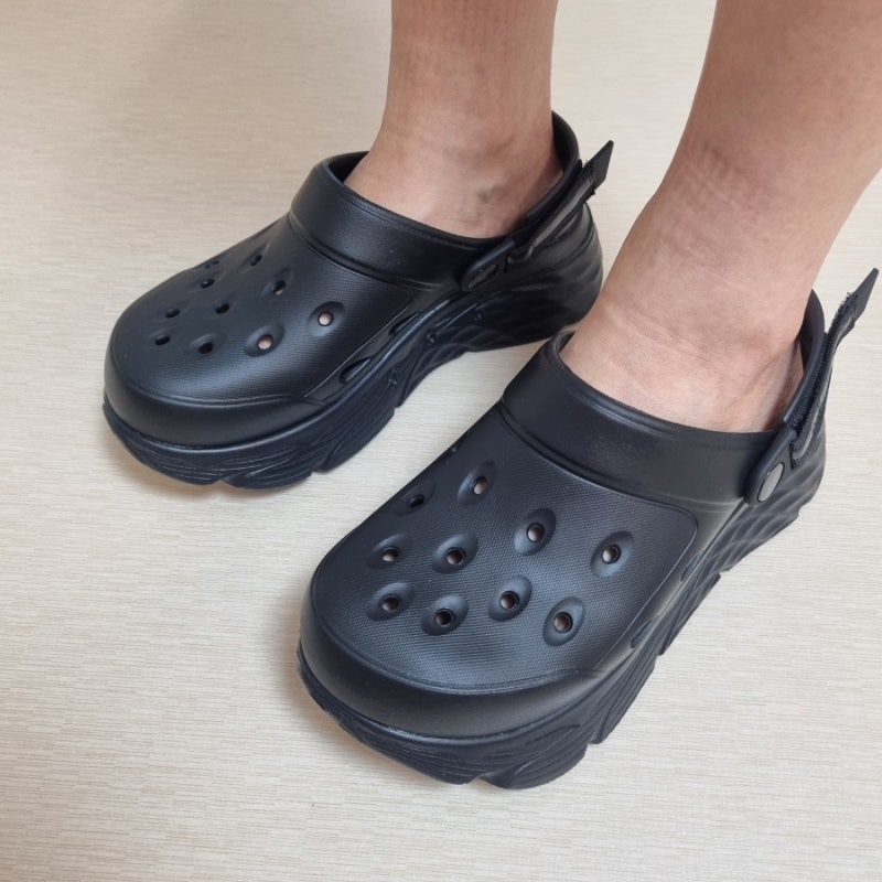 스케쳐스 맥스 쿠셔닝 포미 클로그 내돈내산 후기