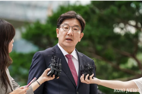 <b>권성동</b> "저는 결백, 반드시... 통일교 불법 정치 자금 의혹' <b>조사</b>