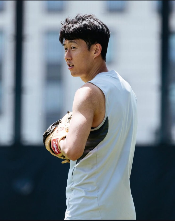 <b>손흥민</b> MLB 다저스타디움 시구 – 축구와 <b>야구</b>가 만난 LA의... 