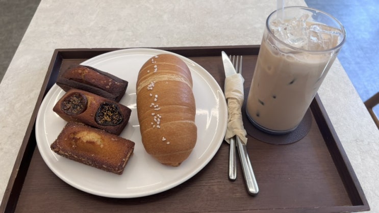  장안동 카페 맛집- 구움과자로 유명한 '온더'동대문
