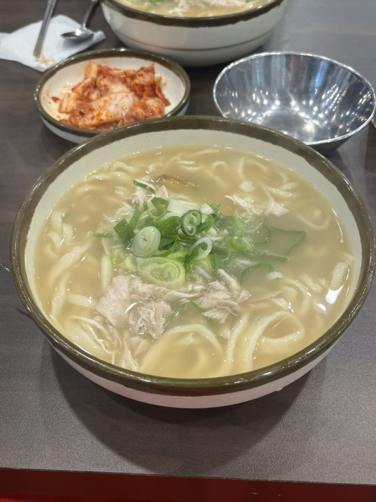  일산 호수공원 근처 밤리단길 맛집 일산칼국수본점 주말 웨이팅 후기