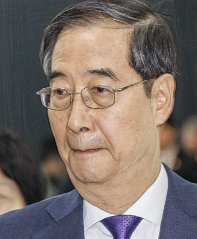 <b>한덕수</b> 구속 영장 실질 심사... 판사 정재욱 - ‘<b>내란 방조</b>’ <b>혐의</b>.