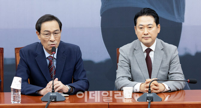 [이슈] 이재명 대통령 <b>영수회담 제안</b>, <b>장동혁</b> "야당 의견 수용... 