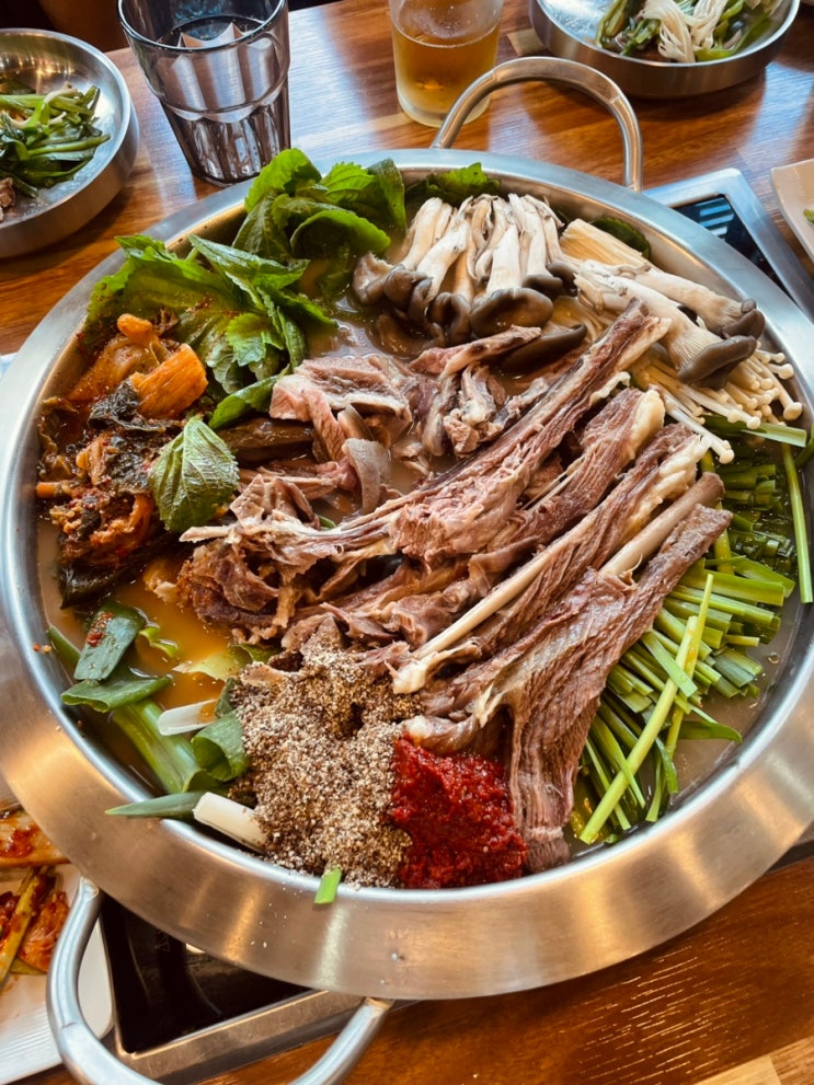  남양주 몸신 흑염소전문점 방문 후기 | 건강 보양식 전골·편백수육·통갈비찜