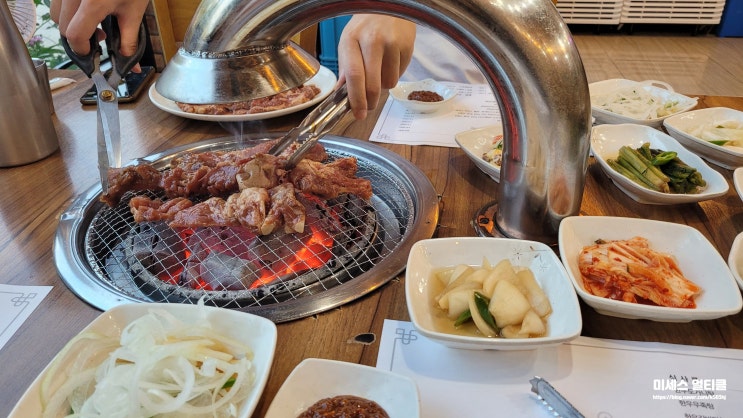  강릉 회산한우 정육식당 (fet. 돼지갈비)