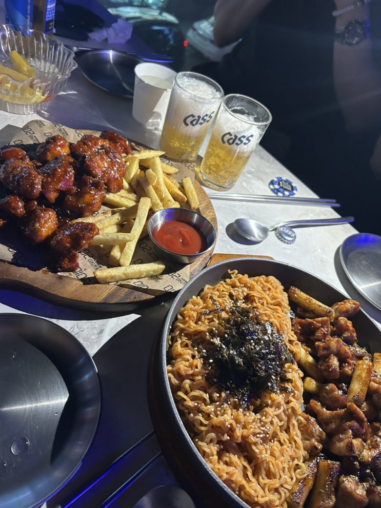 [대전] 둔산동술집 "뉴트로2010 둔산점"_ 분위기 좋은 안주가 맛있는 둔산동 핫플레이스