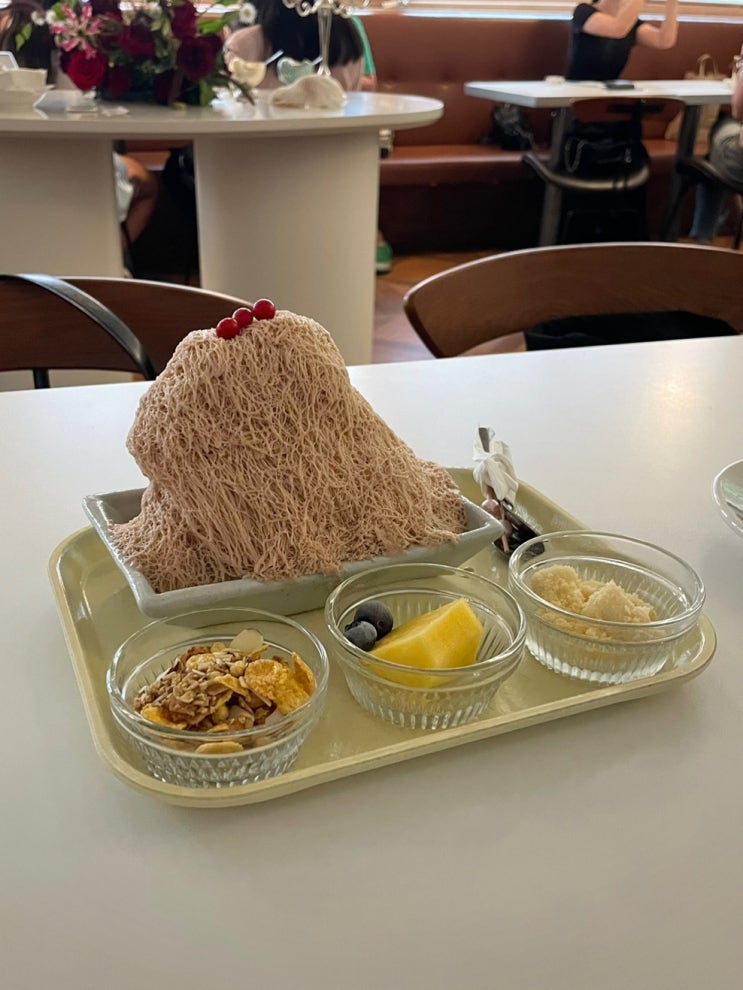  숙대입구역 카페 '틸데' 분좋카 그자체 (내돈내산)