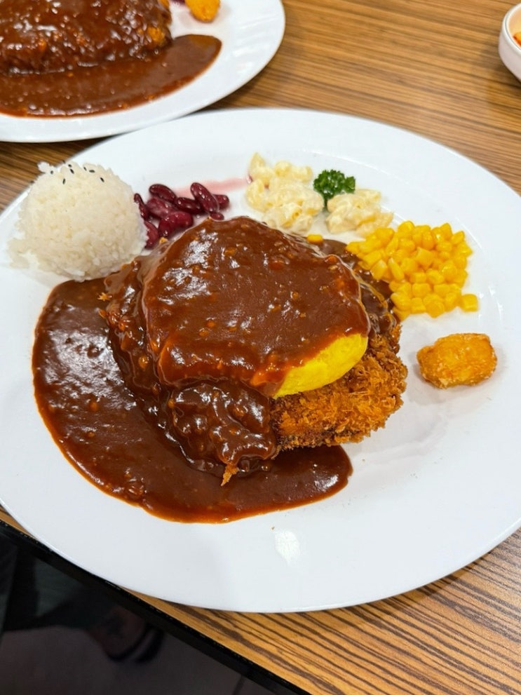  문경에서만 맛볼 수 있는 특별한 돈까스 I 미성 망치돈까스