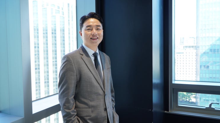  직업군인 성범죄 혐의, 안팍 조력으로 징역형 대신.. (견책 뜻)
