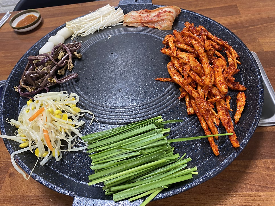 더덕솥뚜껑삼겹살 율량점 사진 5