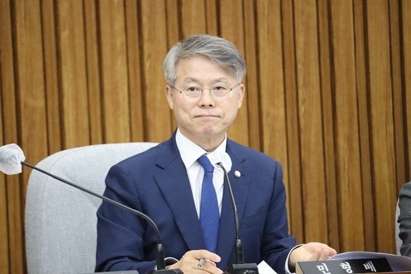 더불어민주당 국회의원 민형배 프로필 나이 고향 학력 경력 재산
