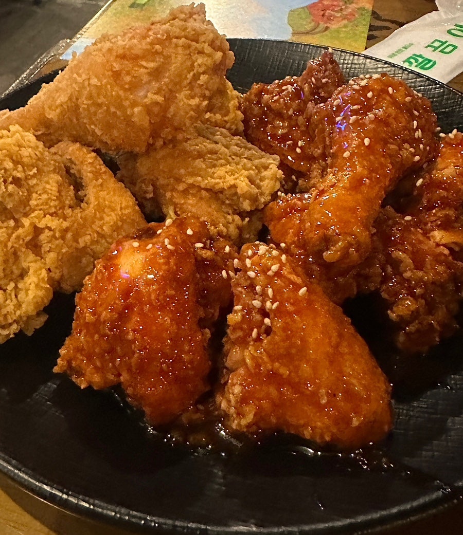 썬더치킨 복정동점 사진 1