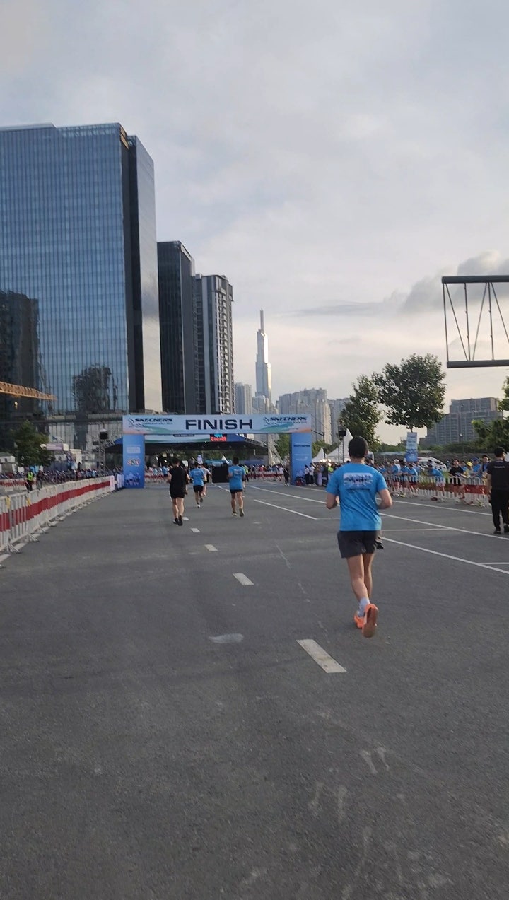  베트남 호치민 스케쳐스 마라톤 후기(10km)