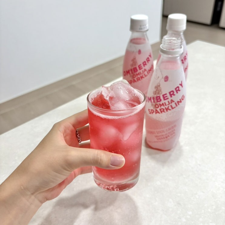  상큼달달 텁텁하지 않고 깔끔한 맛의 제로탄산 오미베리 오미자스파클링
