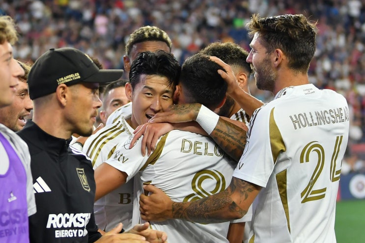 <b>손흥민</b>이 선택한 <b>LAFC</b> 탄생 역사 THE3252 MLS 카를로스 벨라