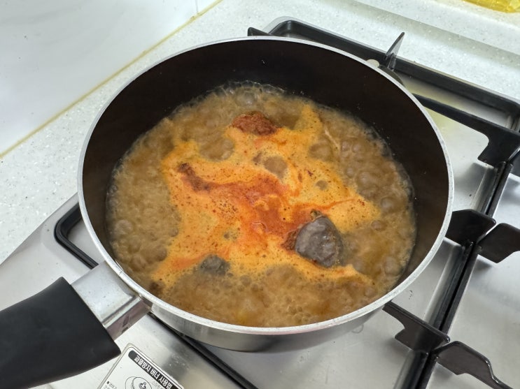  얼큰순대국 밀키티 캠핑야식 1인 가구 든든한 한끼식사 국밥밀키트