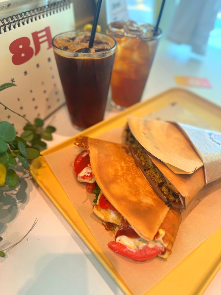  부산 크레페 맛집 우마이, 디저트와 식사 모두 만족했던곳