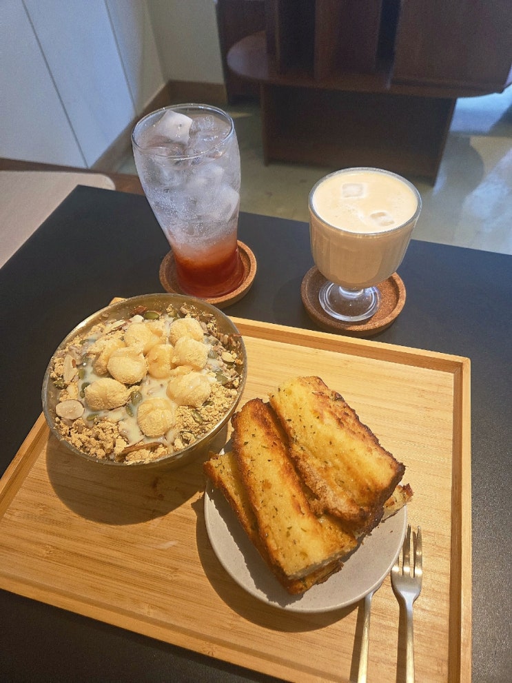  천안카페 신부동카페 디저트가 맛있는 로스터리까페 니콜
