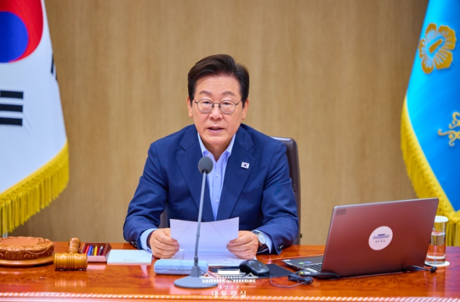 새 정부 첫 본예산 편성…이 대통령 '재정의 적극적 역할 필요'