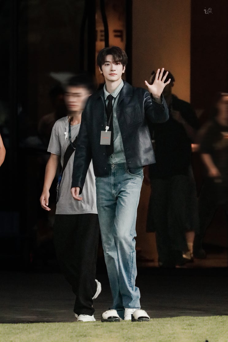  [250830] 절월량(折月亮) 촬영중인 린이