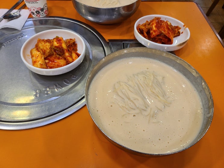  [시청역]  60년의 전통, 3대째 이러진 녹진한 서울 콩국수 맛집 <진주회관>