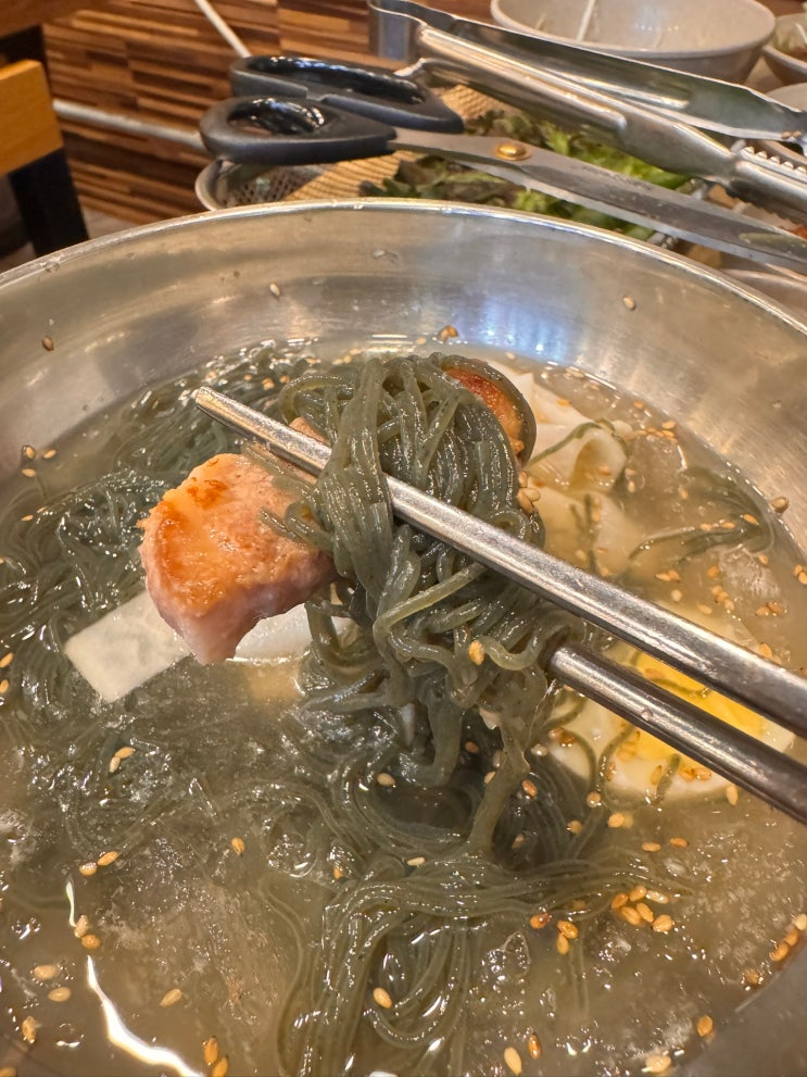  신사역 삼겹살 맛집 내돈내산 통돼지네 본점 추천