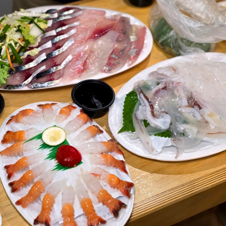  제주 서귀포 올레시장 회포장, 구성 좋은 횟집 바다수산, 모듬회, 한치, 딱새우