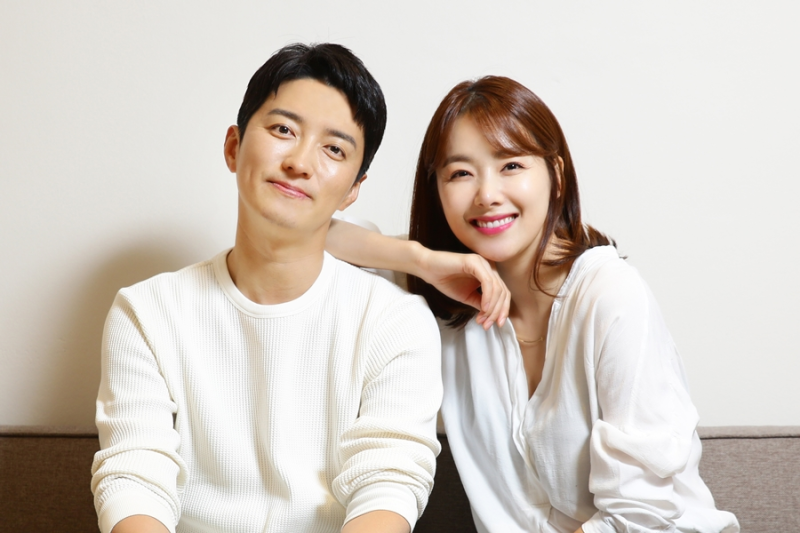 인교진/소이현 사주 궁합: 갑술일주 남자 & 갑오일주 여자
