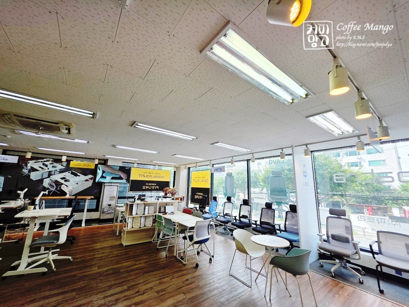 모션데스크 모니터암 브랜드 카멜마운트, 핏쳐 체험 매장