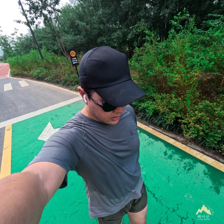  발가락 부상으로 달리기? 무더위 속 일요일 오전 8.9km 러닝 기록!