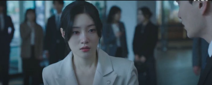 에스콰이어 10회 학폭 <b>사건</b> <b>살인</b> 변호 <b>정채연</b> +11회 예고