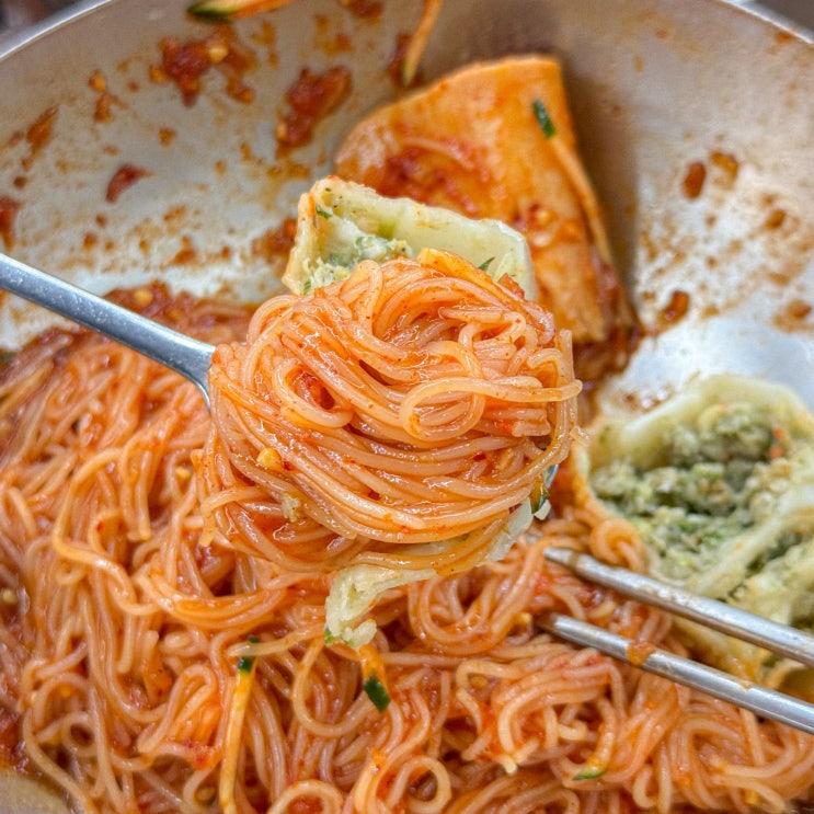  부산역 근처 맛집 초량밀면 주차장 웨이팅 내돈내산 총정리