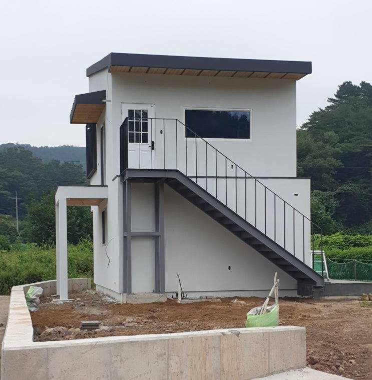   〈입곡리 호숫가 20평 소형 스틸하우스